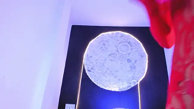 Snapshot of EthaanCox chatting on 11-12-25, 09:36 EthaanCox online show from 11-12-25, 09:36