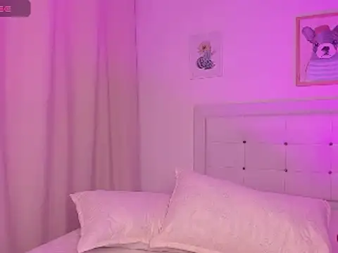 Snapshot of Missangeldust16 chatting on 02-12-25, 12:12 Missangeldust16 online show from 02-12-25, 12:12