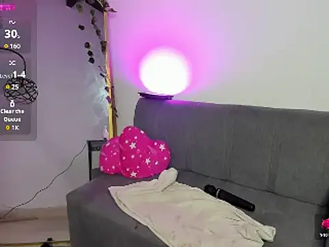 Snapshot of Missangeldust16 chatting on 03-05-25, 11:27 Missangeldust16 online show from 03-05-25, 11:27