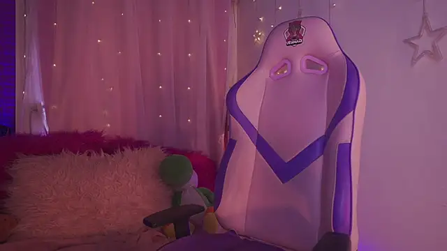 emma soffia  online show from 01-30-25, 07:26