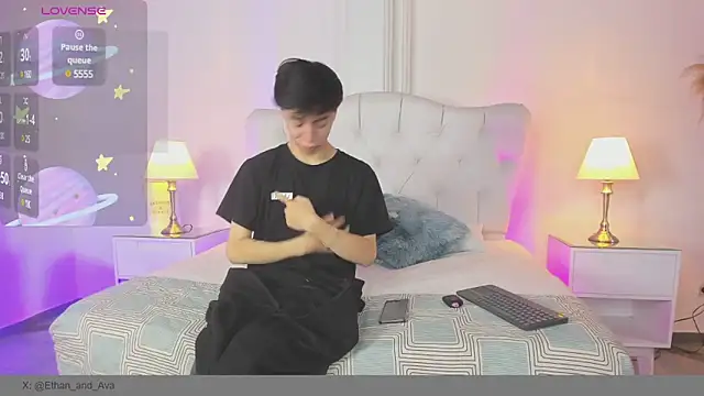 ethan and ava online show from 03-16-25, 01:49