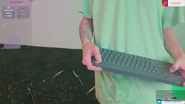 ethan and ava online show from 04-11-26, 02:49