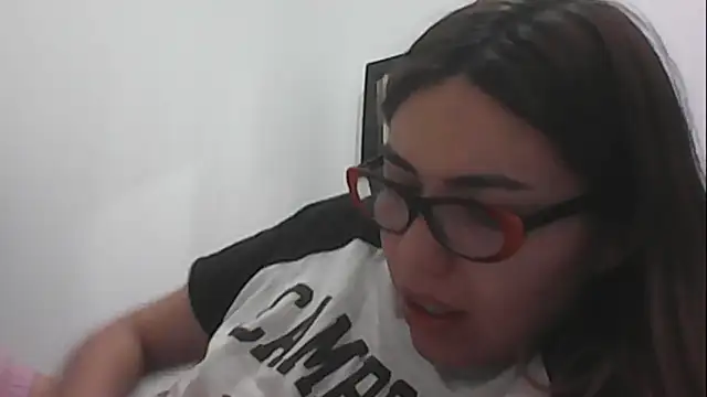 Snapshot of VittoriaTaylor chatting on 01-21-25, 02:05 VittoriaTaylor online show from 01-21-25, 02:05