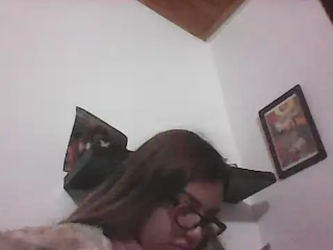 Snapshot of VittoriaTaylor chatting on 01-31-25, 12:40 VittoriaTaylor online show from 01-31-25, 12:40
