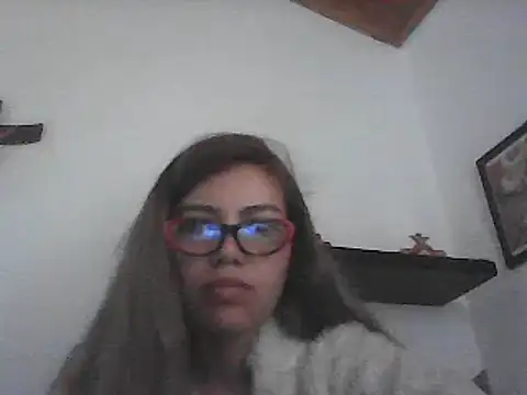 Snapshot of VittoriaTaylor chatting on 02-03-25, 01:40 VittoriaTaylor online show from 02-03-25, 01:40
