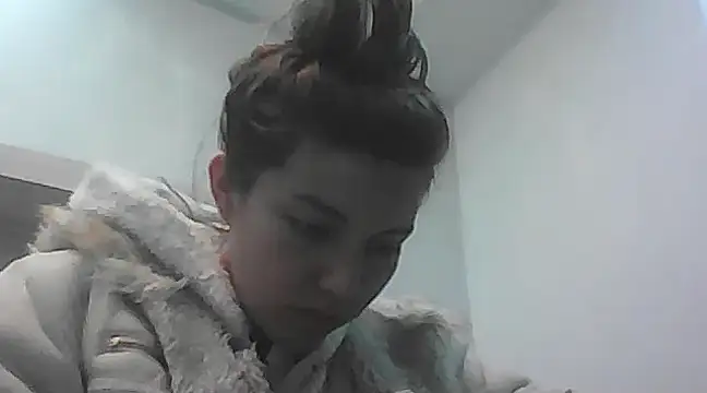 Snapshot of VittoriaTaylor chatting on 03-09-25, 12:09 VittoriaTaylor online show from 03-09-25, 12:09