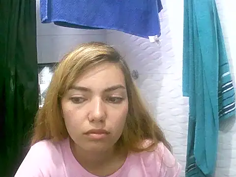 Snapshot of VittoriaTaylor chatting on 02-16-26, 09:00 VittoriaTaylor online show from 02-16-26, 09:00