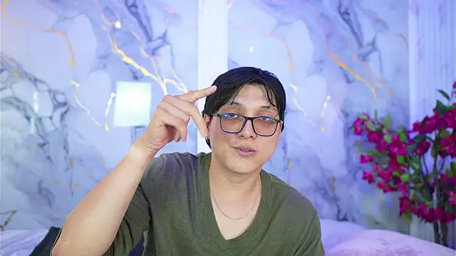 vanilla hot online show from 09-18-25, 07:27