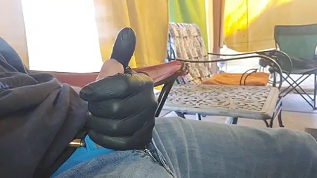 Snapshot of bwcbeat83 chatting on 01-11-26, 05:29 bwcbeat83 online show from 01-11-26, 05:29