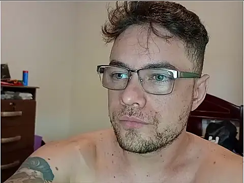 Dyllan   online show from 04-15-26, 06:15