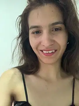 Bella still online show from 12-20-25, 01:29