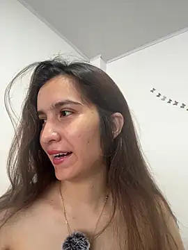 Bella still online show from 05-15-26, 01:51