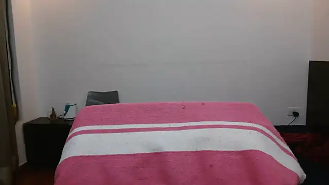 Snapshot of LovelyRosy chatting on 09-25-25, 12:36 LovelyRosy online show from 09-25-25, 12:36