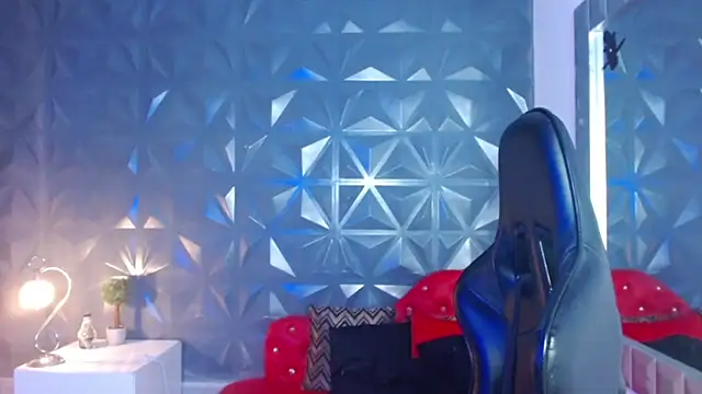 miss honey01 online show from 02-08-25, 02:47