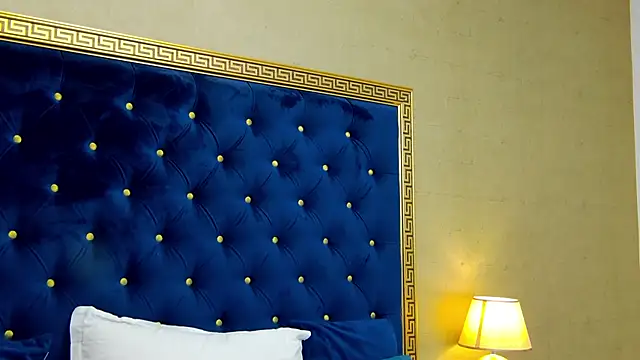 Annabellerise online show from 02-13-25, 06:16