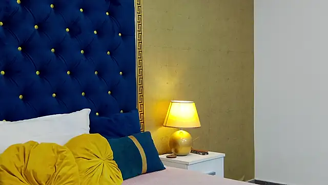 Annabellerise online show from 02-26-25, 06:11