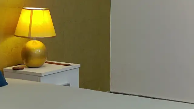 Annabellerise online show from 03-18-25, 06:37