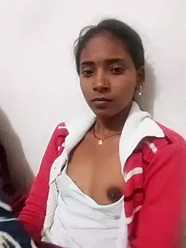 Snapshot of Divya-2007 chatting on 02-02-26, 12:31 Divya-2007 online show from 02-02-26, 12:31