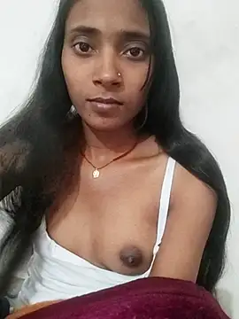 Snapshot of Divya-2007 chatting on 02-06-26, 10:07 Divya-2007 online show from 02-06-26, 10:07