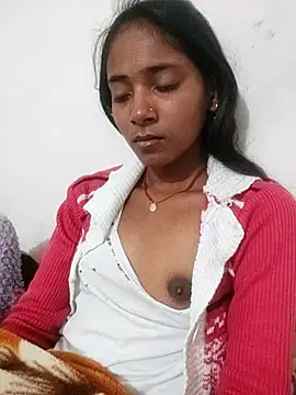 Snapshot of Divya-2007 chatting on 02-09-26, 12:14 Divya-2007 online show from 02-09-26, 12:14