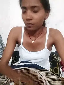 Snapshot of Divya-2007 chatting on 02-10-26, 04:55 Divya-2007 online show from 02-10-26, 04:55