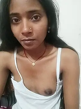 Snapshot of Divya-2007 chatting on 02-26-26, 12:09 Divya-2007 online show from 02-26-26, 12:09