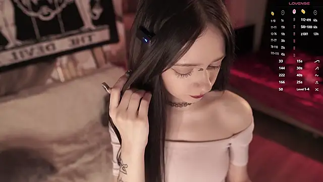 Snapshot of miuri_miy chatting on 11-13-25, 06:51 miuri miy online show from 11-13-25, 06:51