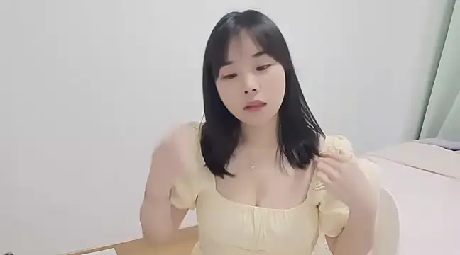 Snapshot of CeCiliao604 chatting on 02-20-25, 02:57 CeCiliao604 online show from 02-20-25, 02:57