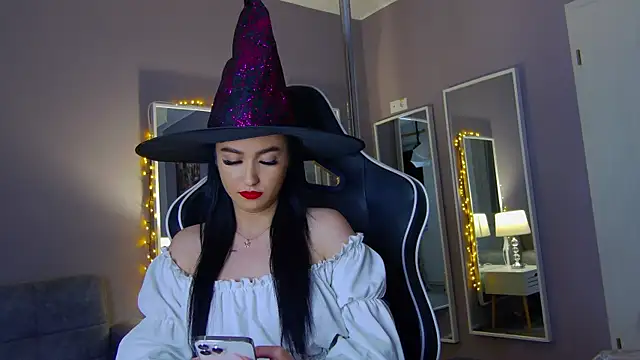 Snapshot of Eva_Lovvia_ chatting on 02-07-25, 09:26 Eva Lovvia  online show from 02-07-25, 09:26