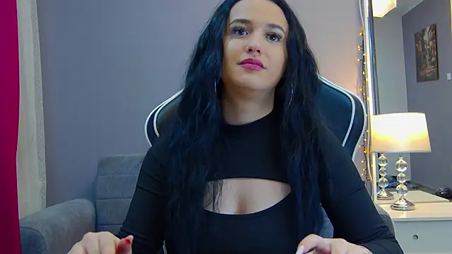 Snapshot of Eva_Lovvia_ chatting on 02-25-25, 10:39 Eva Lovvia  online show from 02-25-25, 10:39