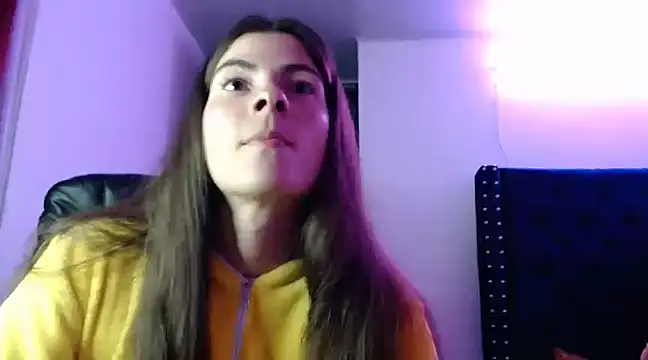 Snapshot of MARIELSINS_AND_DAIKIJACK chatting on 02-09-25, 01:22 MARIELSINS AND DAIKIJACK online show from 02-09-25, 01:22