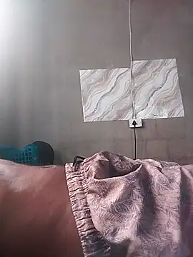 LaneYam online show from 04-15-26, 08:10