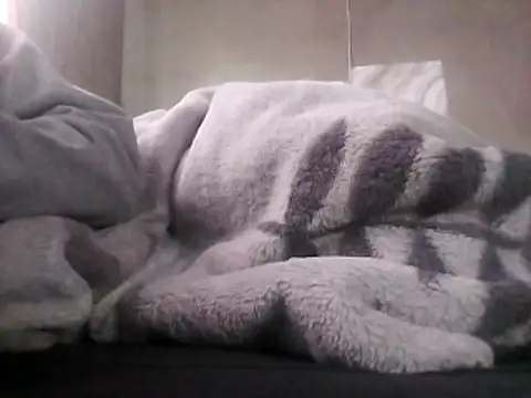 Snapshot of LaneYam chatting on 04-24-26, 09:12 LaneYam online show from 04-24-26, 09:12