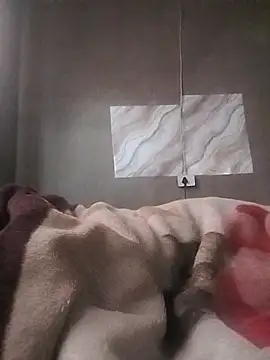 Snapshot of LaneYam chatting on 04-30-26, 06:42 LaneYam online show from 04-30-26, 06:42