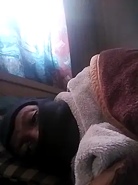 Snapshot of LaneYam chatting on 05-12-26, 05:48 LaneYam online show from 05-12-26, 05:48