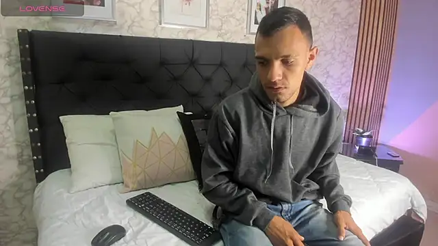 stefany pablo1 online show from 03-03-25, 01:09