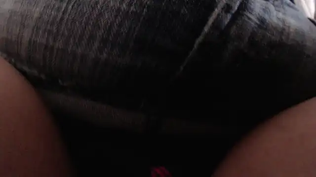 Snapshot of squirt-secret chatting on 02-20-25, 06:24 squirt-secret online show from 02-20-25, 06:24