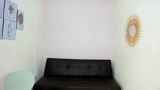 Juliane su online show from 02-11-25, 08:31