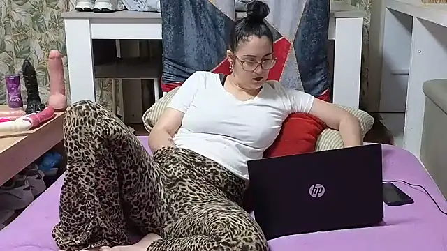 Snapshot of SiperinoLossado chatting on 03-25-26, 11:11 SiperinoLossado online show from 03-25-26, 11:11