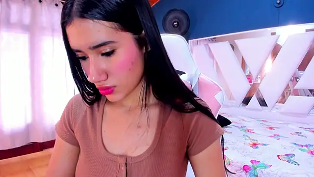 Alondra Cutie online show from 03-18-25, 06:26