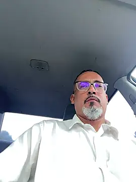 Snapshot of TheConfidentialClub chatting on 01-18-25, 03:59 TheConfidentialClub online show from 01-18-25, 03:59