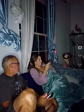 Snapshot of TheConfidentialClub chatting on 10-14-25, 03:29 TheConfidentialClub online show from 10-14-25, 03:29