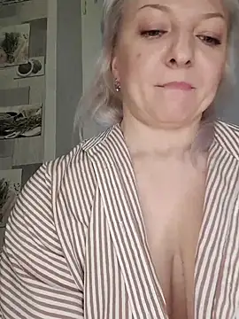 Anesteishen online show from 12-21-25, 08:21