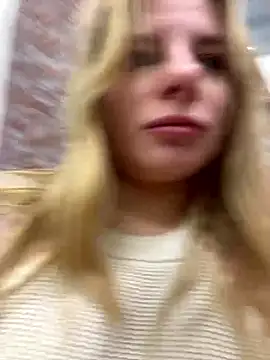 LanaSparks online show from 09-30-25, 04:17