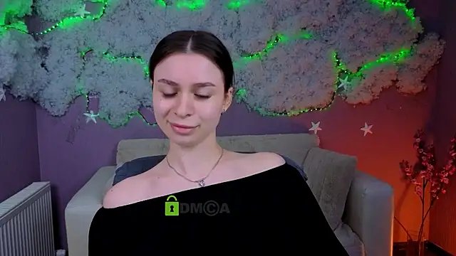 flora ri online show from 04-24-26, 09:23