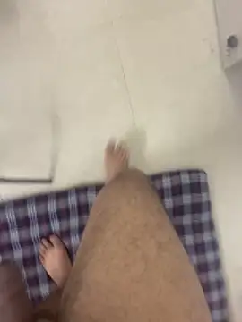 Snapshot of YourSuperTanya chatting on 12-17-25, 08:04 YourSuperTanya online show from 12-17-25, 08:04