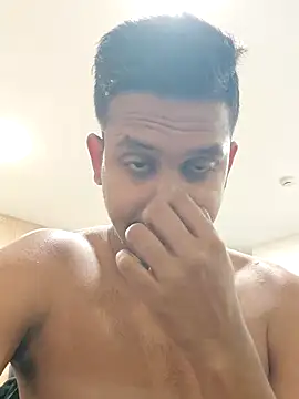 Snapshot of xx54362 chatting on 03-12-25, 05:28 xx54362 online show from 03-12-25, 05:28