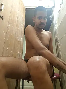 Snapshot of xx54362 chatting on 01-12-26, 11:04 xx54362 online show from 01-12-26, 11:04