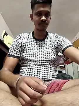 Snapshot of xx54362 chatting on 03-25-26, 12:11 xx54362 online show from 03-25-26, 12:11