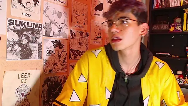 Mickey Magic online show from 03-05-25, 07:27